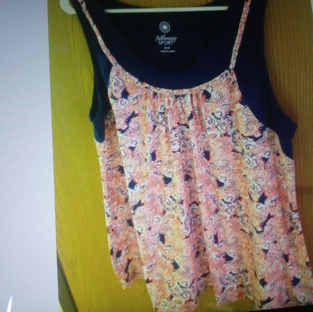 FULL beauty sport multi color tank top 1x